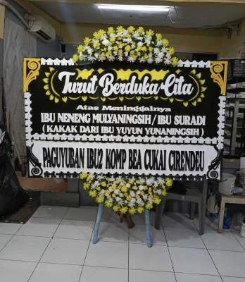 Papan Bunga di Menara Standard Chartered